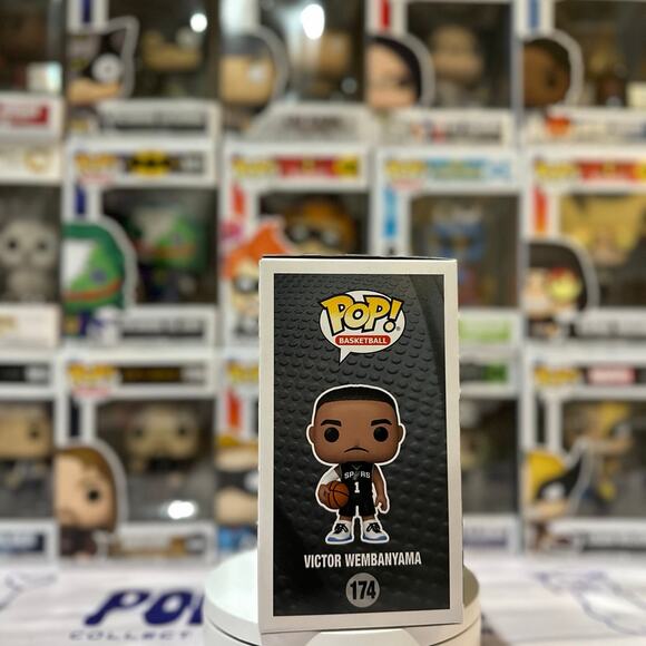 NBA San Antonio Spurs Victor Wembanyama Funko Pop! - Picture 4 of 6